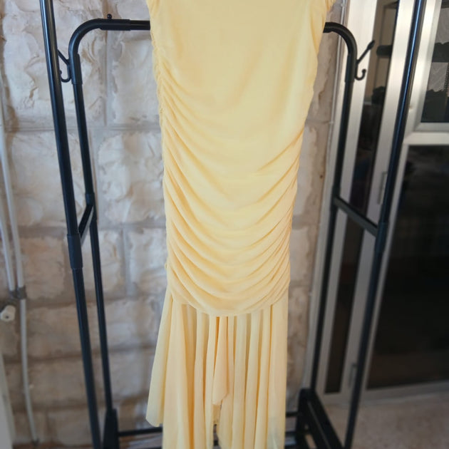 Sleevless Yellow Dress
