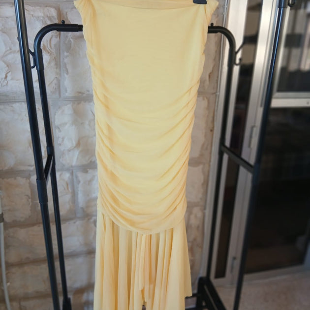 Sleevless Yellow Dress