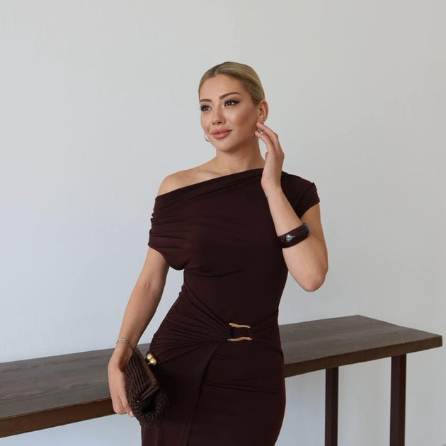 Sandy Dress with Adjustable Neckline