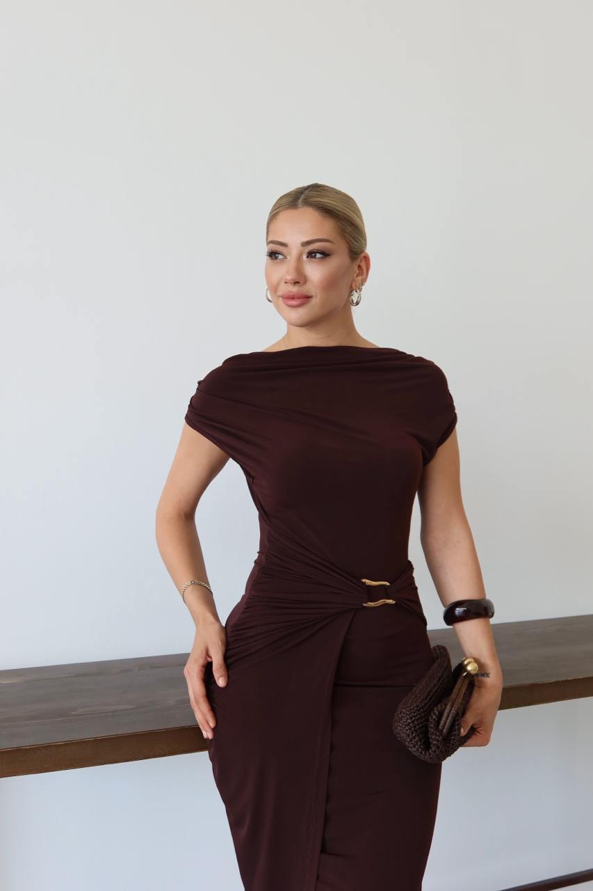Sandy Dress with Adjustable Neckline