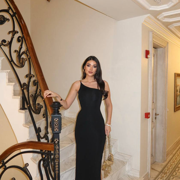 One Shoulder Elegant Black Dress