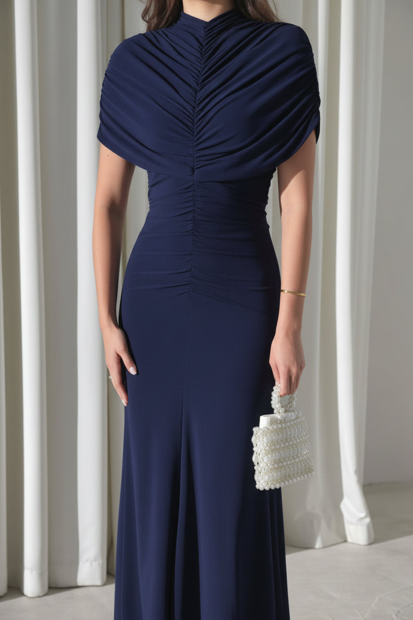 Sleevless Caped Dress
