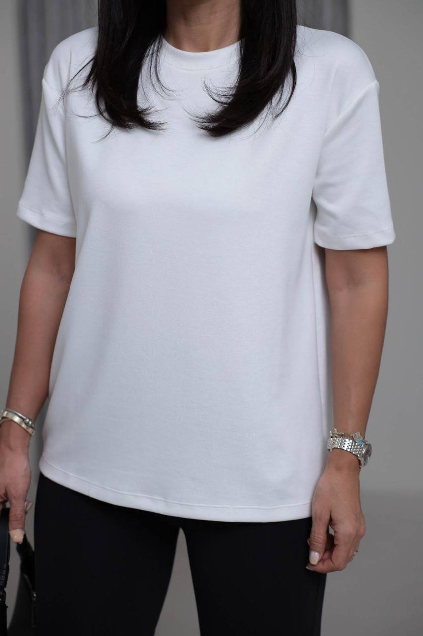 Oversize round neck t-shirt