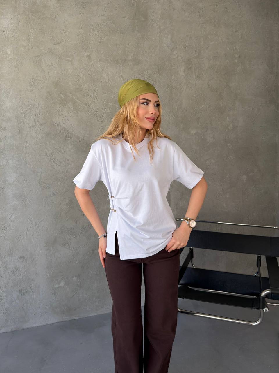 Round neck t-shirt with design